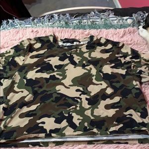 Camouflage crop top